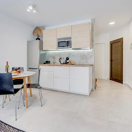 Apartment And Terrace With Mountains View Costa Adeje (Tenerife)